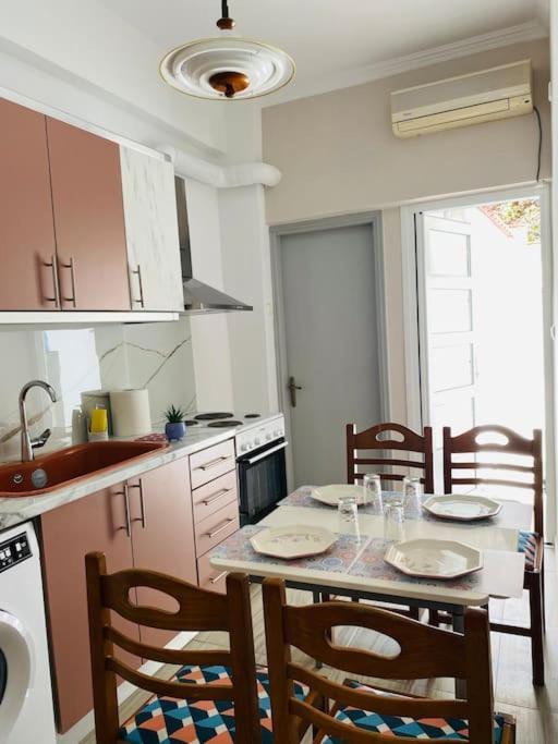 Modern 2Br Near Centre -5Min Wlk Apartment Patras Exterior foto