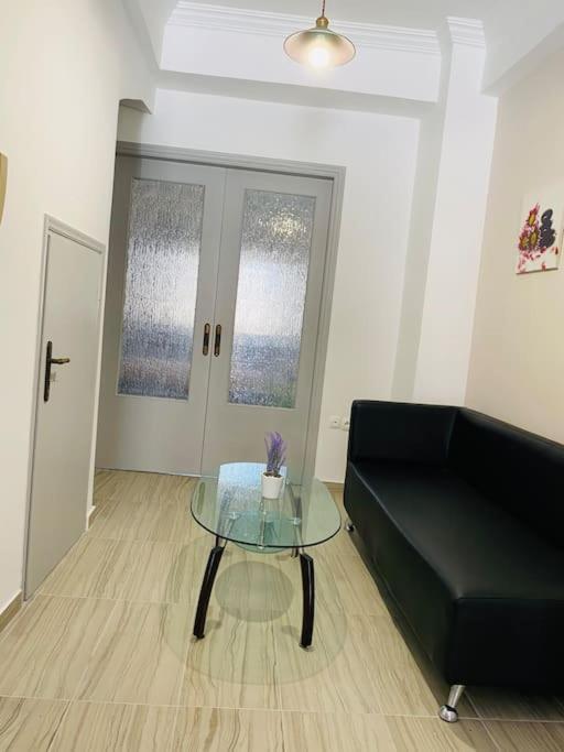 Modern 2Br Near Centre -5Min Wlk Apartment Patras Exterior foto